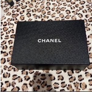 Chanel shoe box
